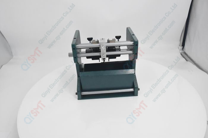 A BELT TYPE RESISTOR FORMING MACHINE