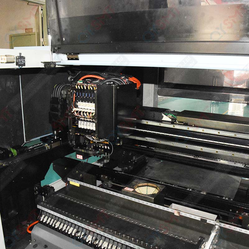 YAMAHA YV100XE Chip Mounter