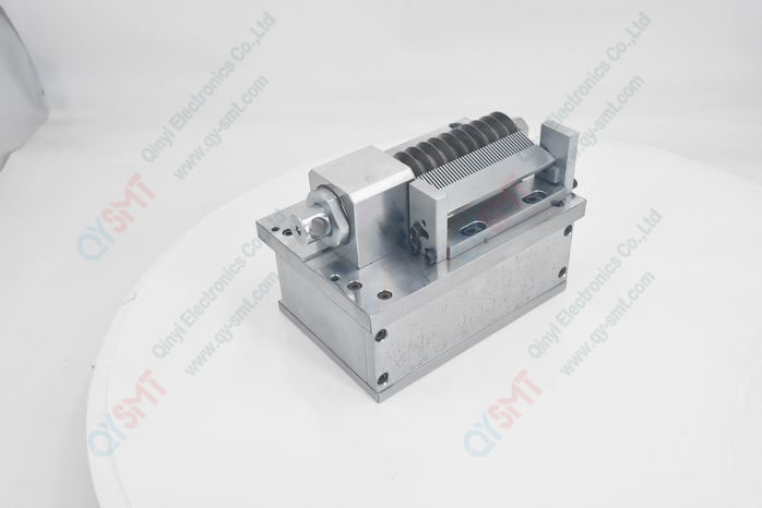 Component forming machine
