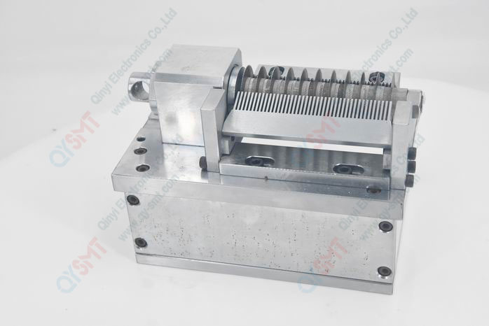 Component forming machine